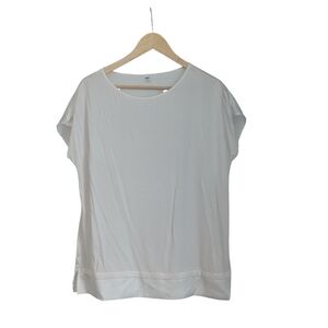 2/$15 Women's UNIQLO White Oversized Short Sleeve T-shirt/Top- Size X-Large